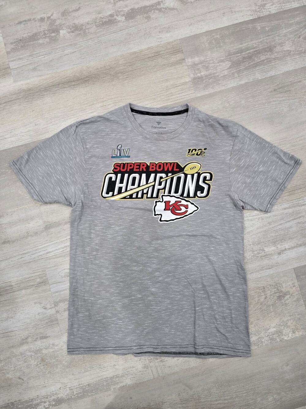 Kansas City Chiefs Fanatics Super Bowl LIV Champions Locker Room T-Shirt Men's M